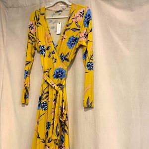 COPY - ANTHROPOLOGIE NWT Yumi Kim Wrap Dress, Size M.